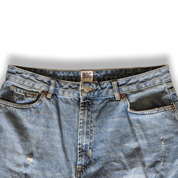 BDG Mom Jean sz 32 - Picture 2 of 4